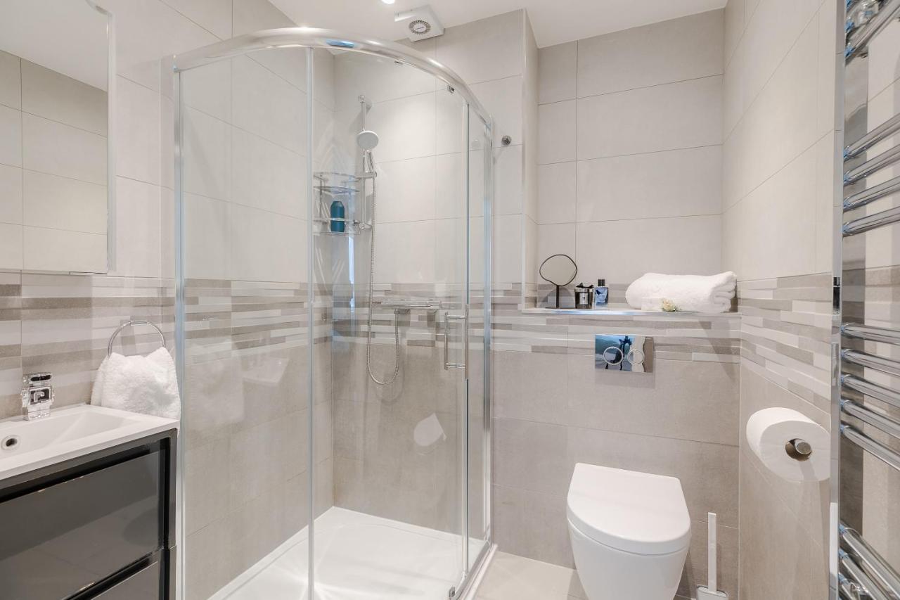 Notting Hill & Hyde Park Exclusive West-End Serene Designer Family Home 5Bed4Bath 伦敦 外观 照片
