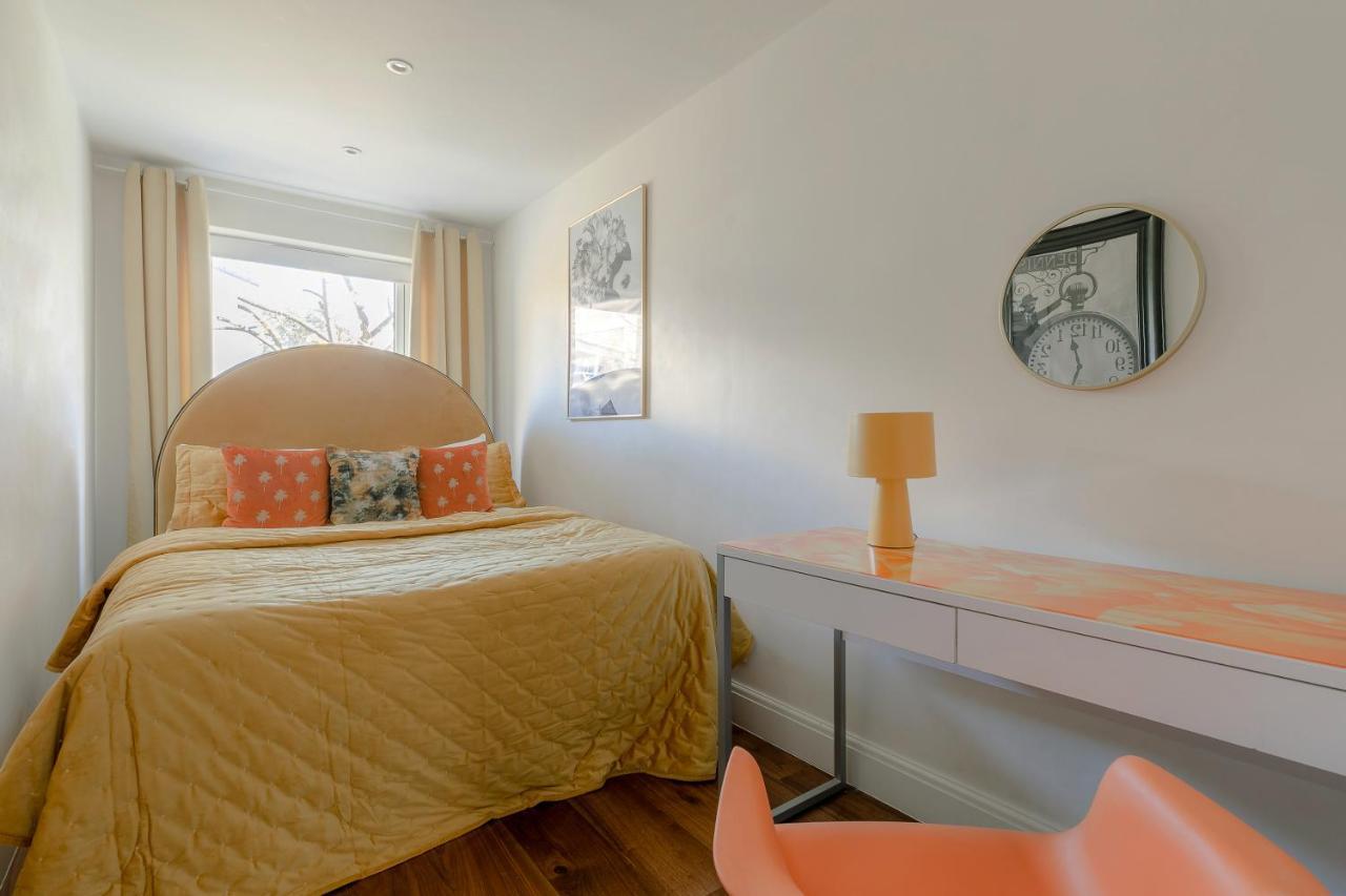 Notting Hill & Hyde Park Exclusive West-End Serene Designer Family Home 5Bed4Bath 伦敦 外观 照片